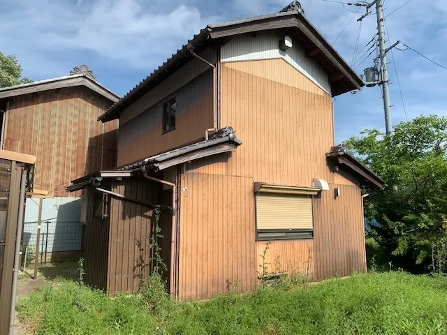離れ
