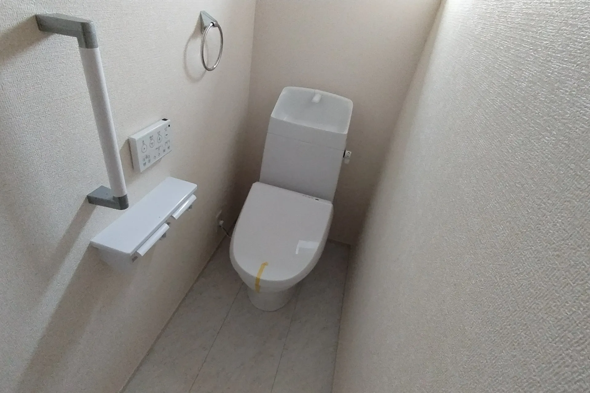 ２階のもトイレあります