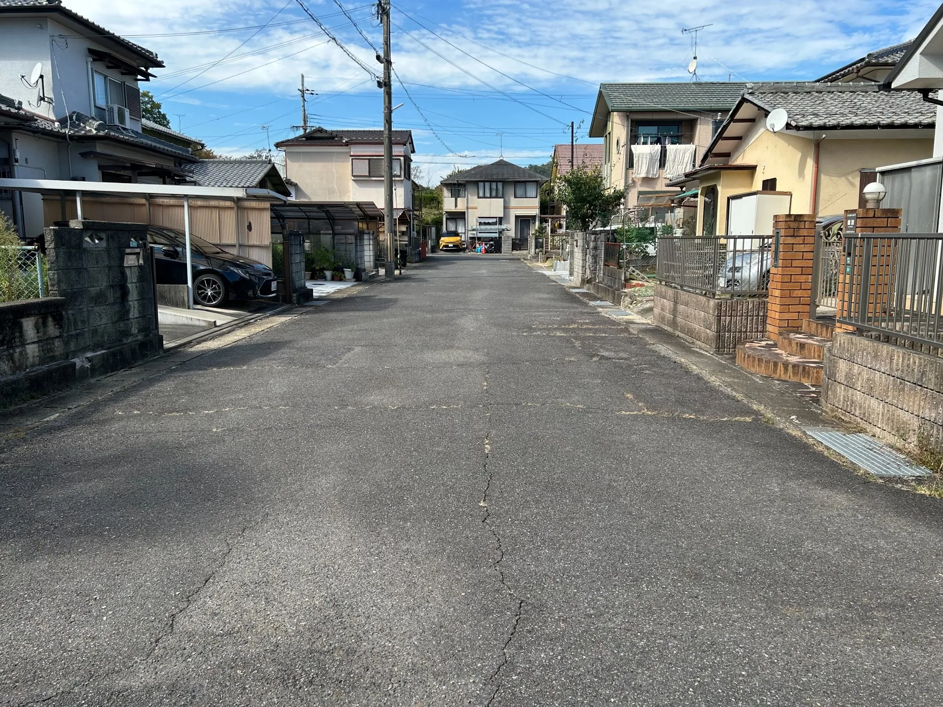 前面道路です